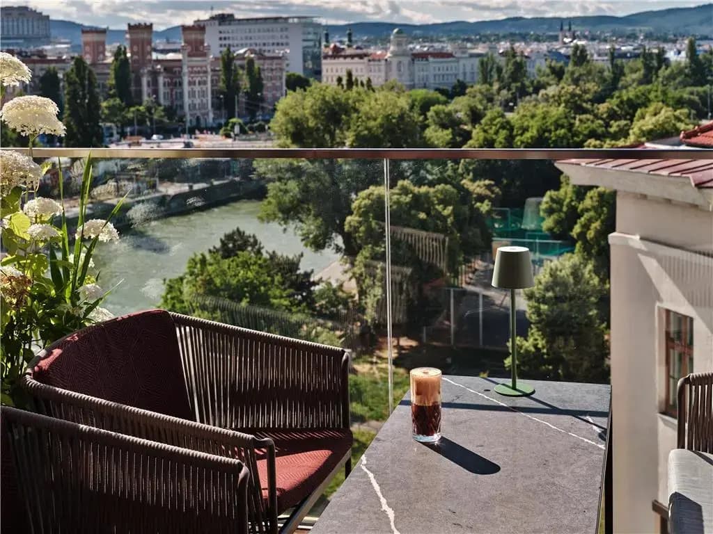 Radisson RED Hotel, Vienna - photo 46