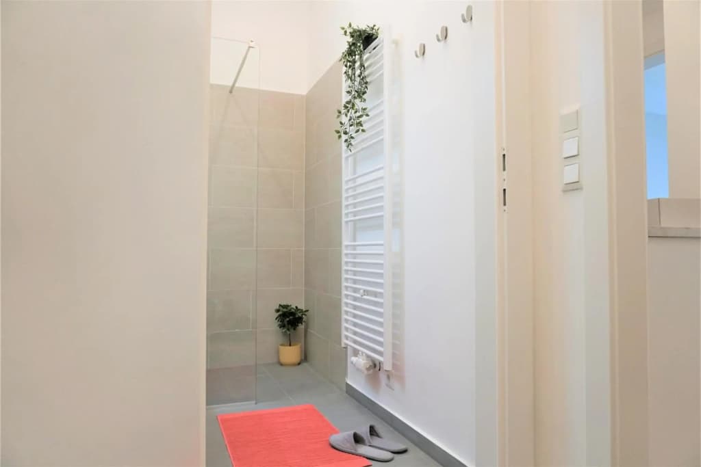 Schlicht und Elegant - Apartments mit 2 Schlafzimmern am Westbahnhof - photo 32