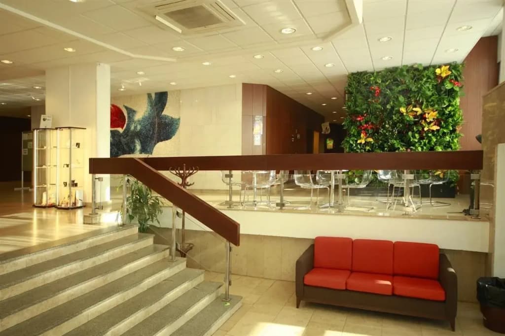 Hotel Krystal - photo 11