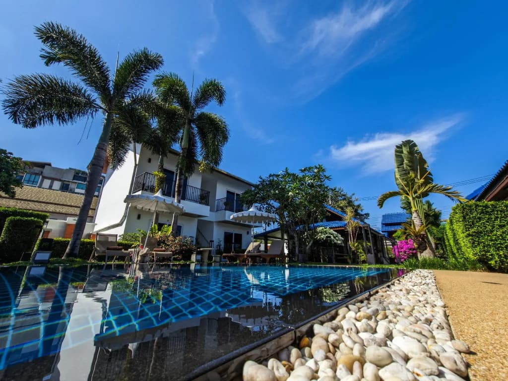 Phuket Airport Hotel - photo 21