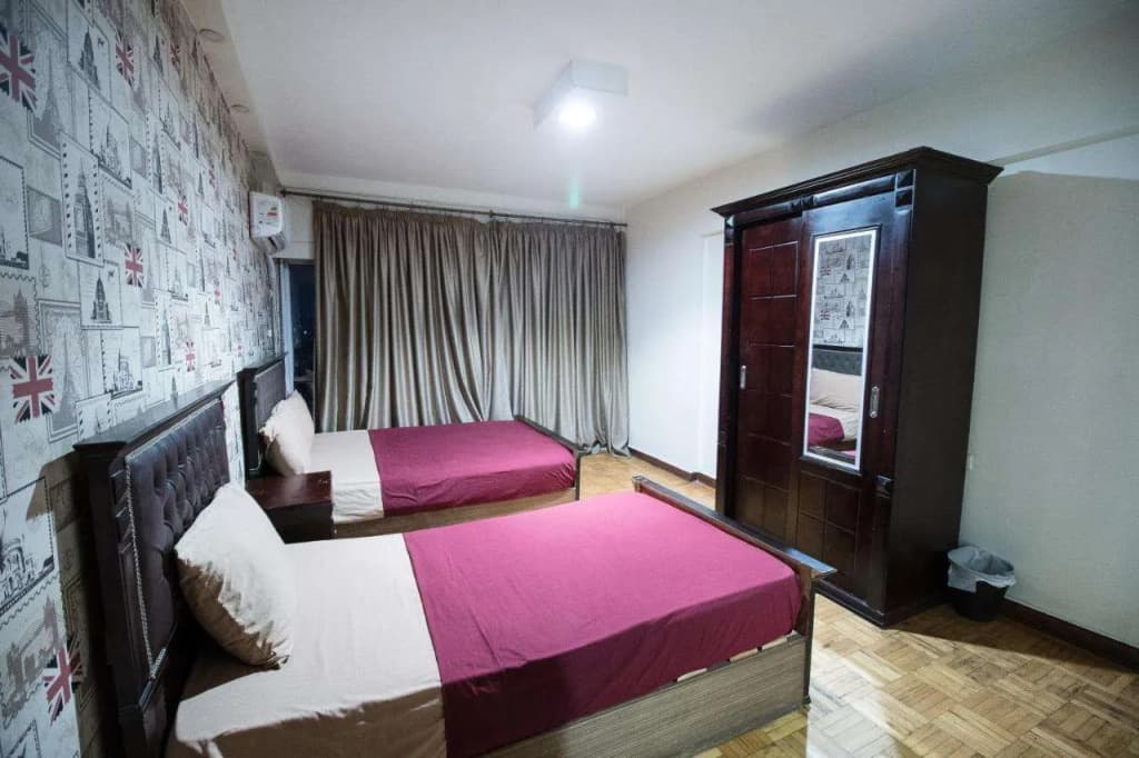 Castle Hostel - photo 10