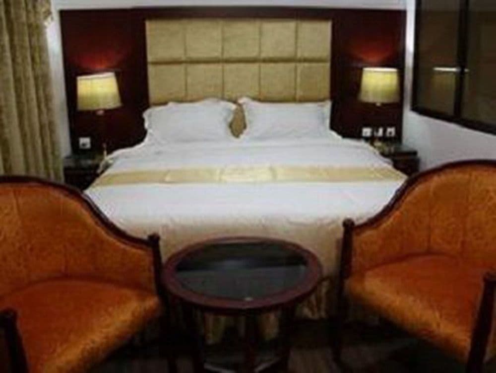 The Grand Lodge Pattaya Hotel - photo 1