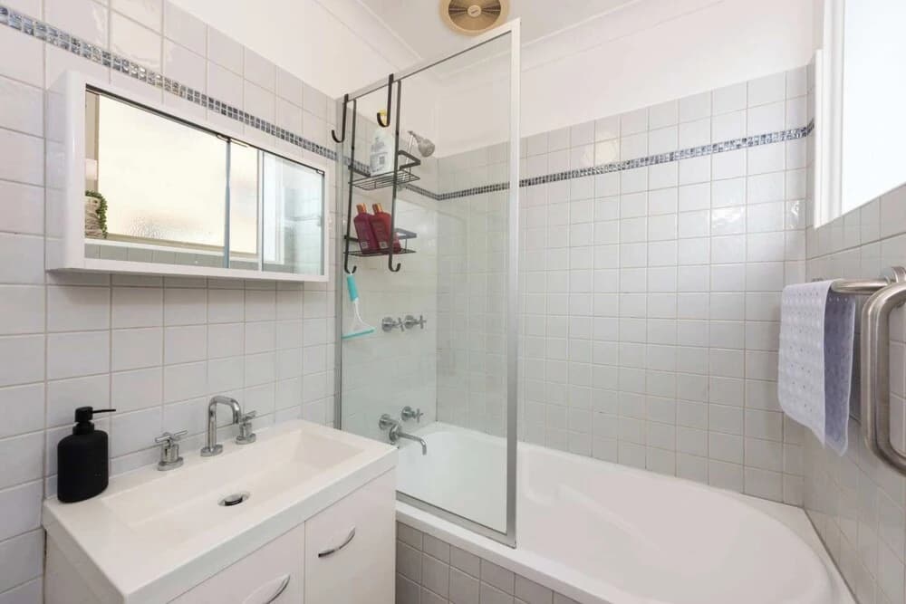 Bright & Comfortable 1BR Unit in Trendy Brunswick! - photo 6