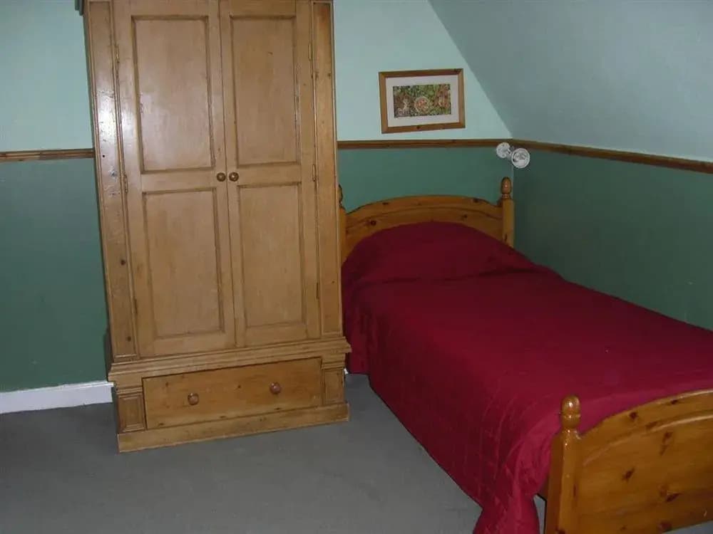 The Robert Burns Hotel - photo 3