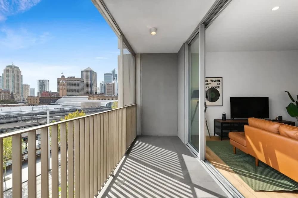 Central Charming 2 Bedrooms With Balcony Aircon - photo 7