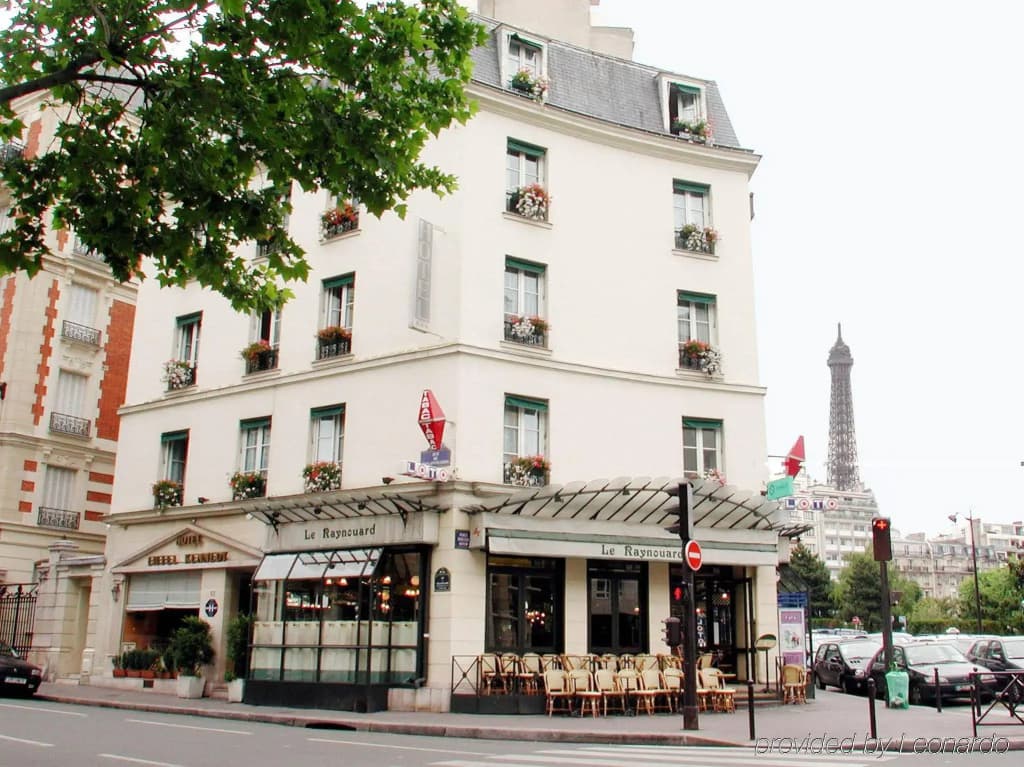 Hotel Eiffel Kennedy - photo 1