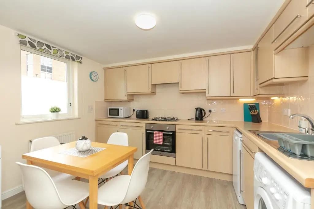 Dicksonfield Apartment Edinburgh - photo 10