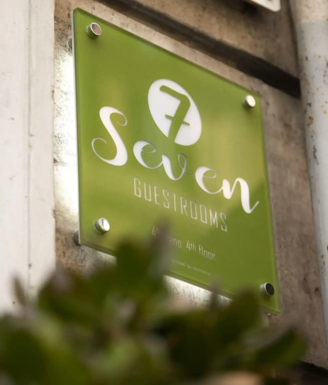Seven - photo 23