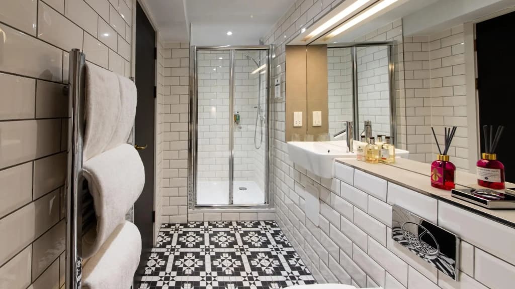Linton Collection - Blackfriars Lofts - photo 8