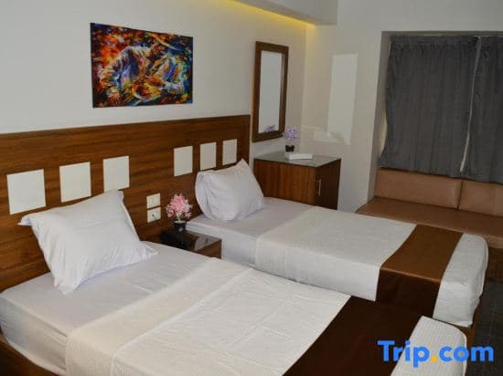 Royal Inn Residence - photo 10