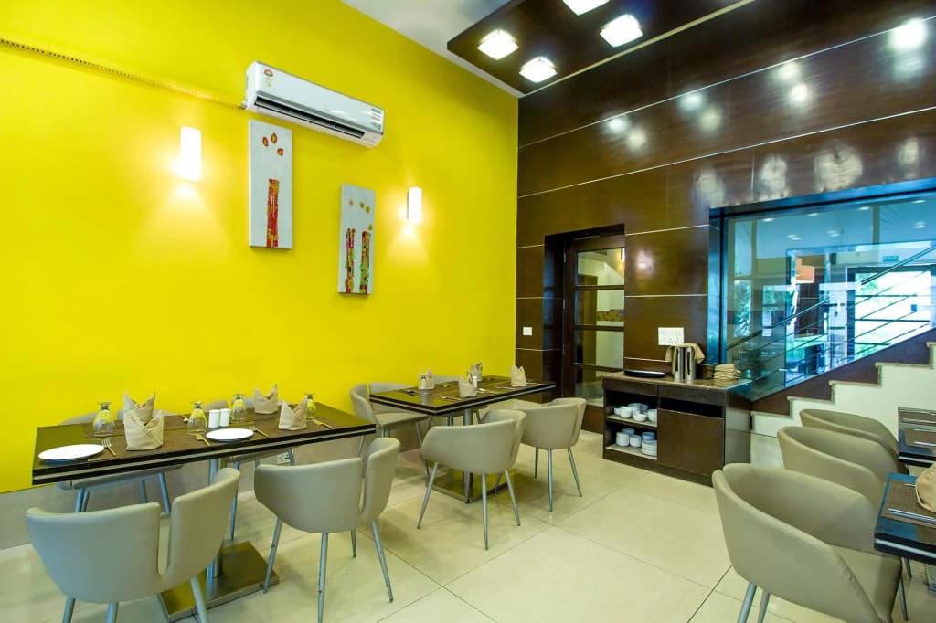 FabHotel Prime Shervani - photo 12