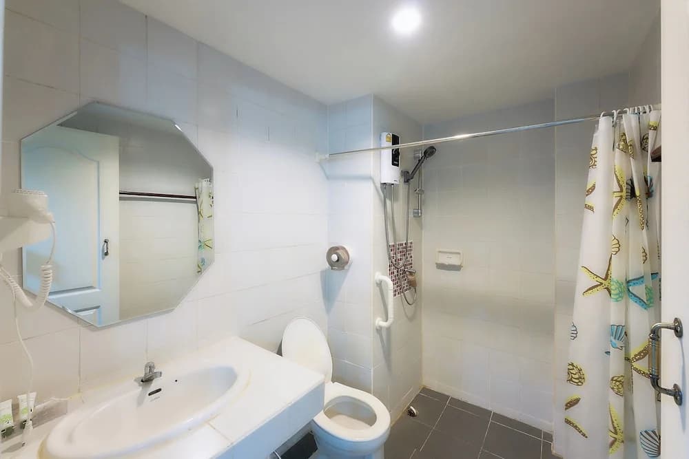 Nora Bukit Hotel - photo 9