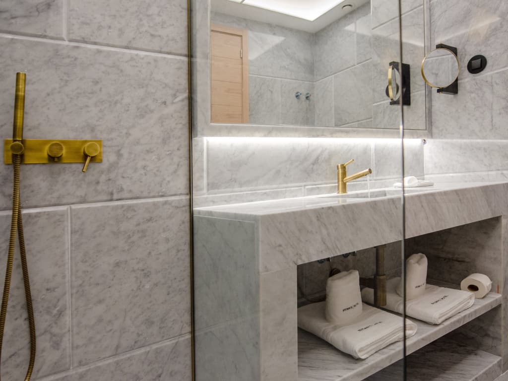 Browns Avenue Hotel - photo 9