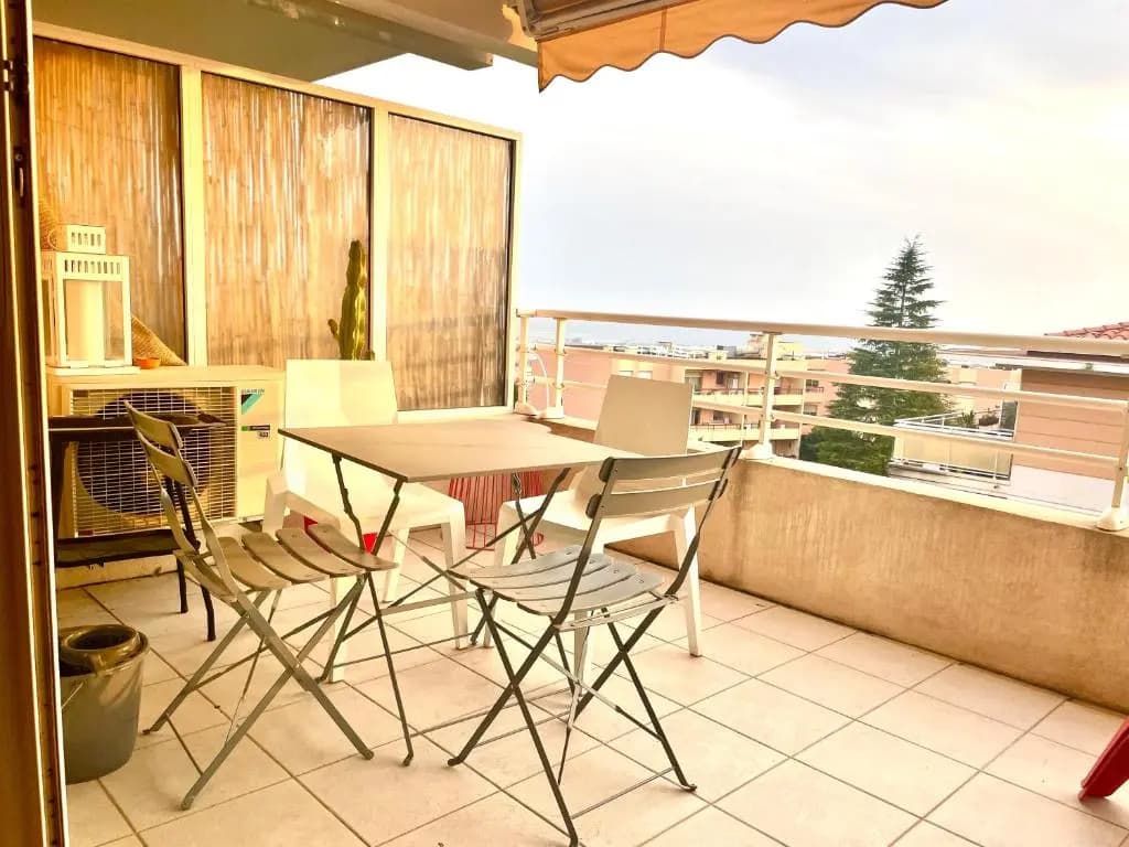 Appartement 3 pièces vue mer, parking + piscine - photo 10