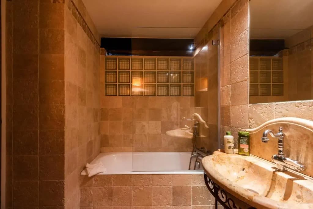T2 - 4 personnes - 38m² - Centre du Marais - photo 12
