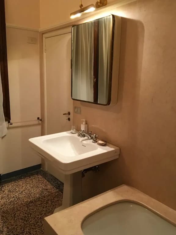 Luxurious Palazzo in Venice in the Rialto Area With Housekeepercook - photo 9