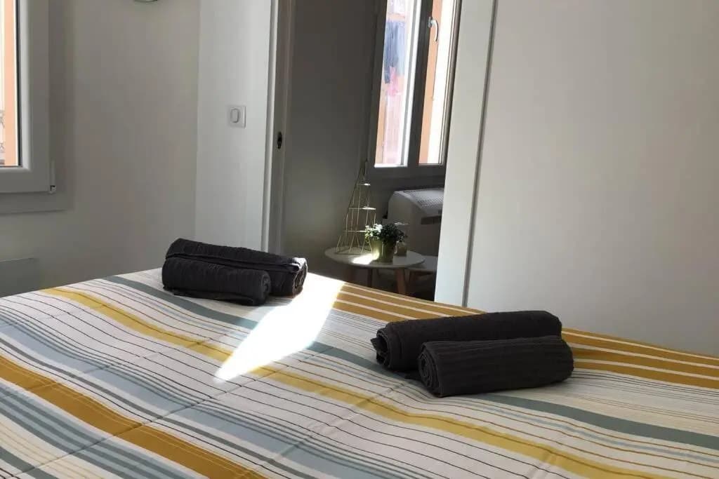 Appartement 2 chambres refait à neuf, climatisé, à 2 min de la mer - photo 2