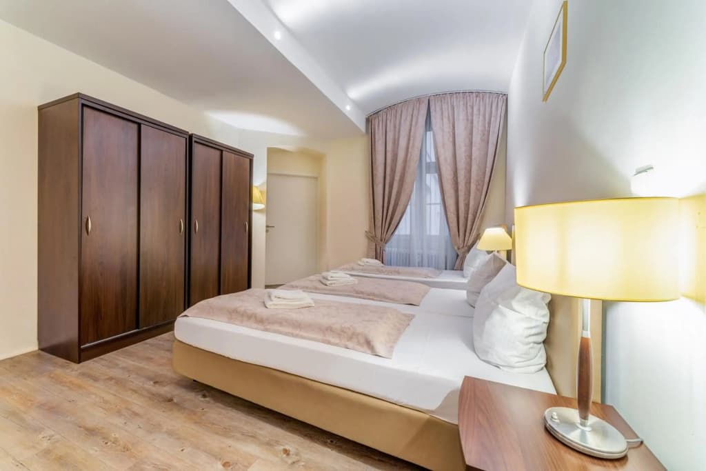 Upper Room Hotel Kurfurstendamm - photo 24
