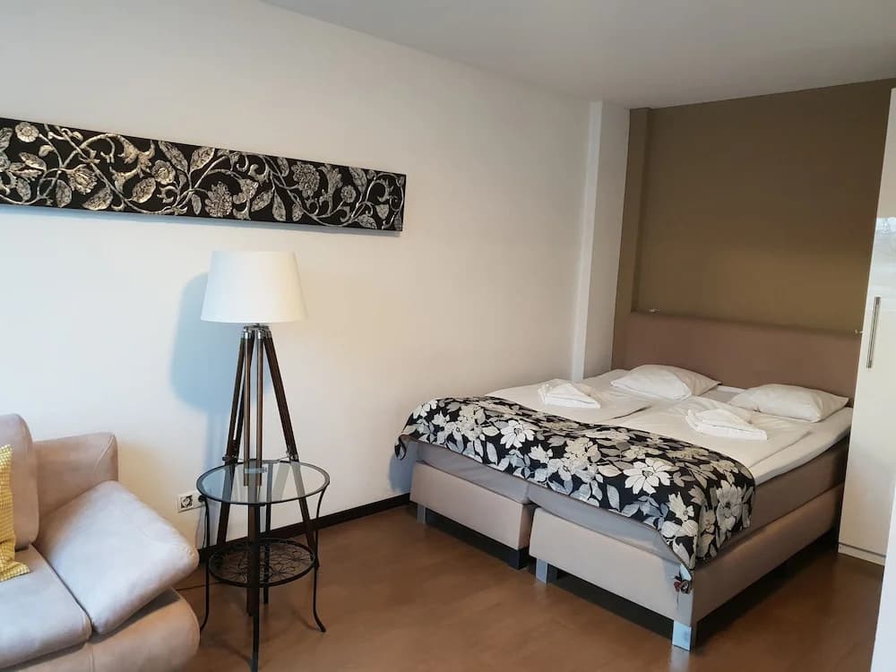 Kunsthaus Apartments - photo 24