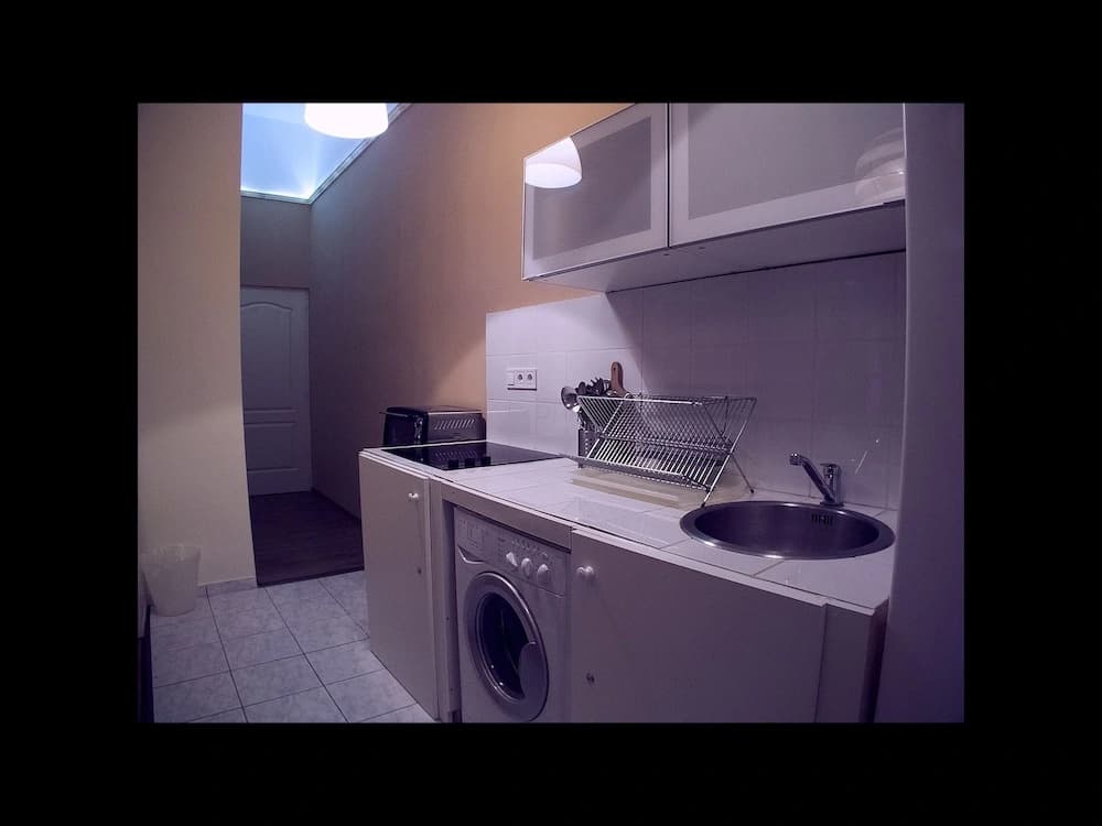 Hunyadi-Andrassy Apartment - photo 11