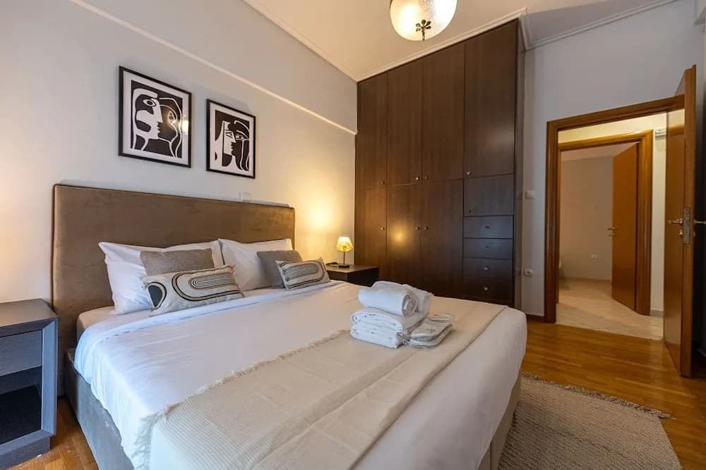 Phaedrus Living Luxury Flat Vyronas - photo 4
