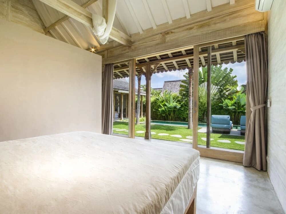 Peaceful Affordable 3 Bedrooms Private Pool Villa Near Seminyak - photo 6