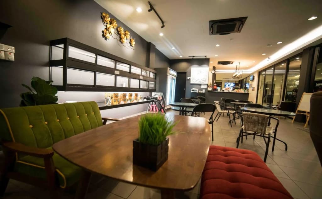 Bizz Hotel - photo 18