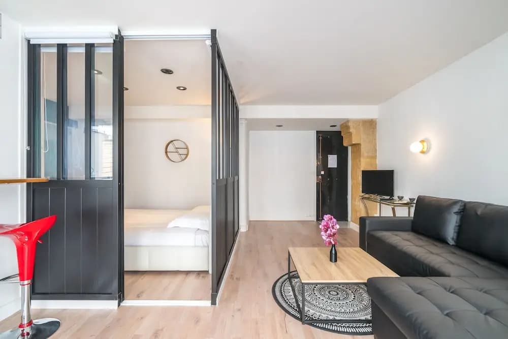 Luxury Suite Marais - AC - Wifi - photo 3