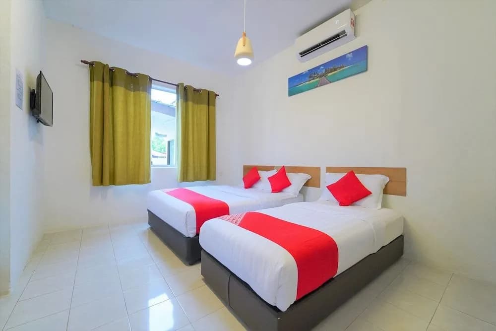 OYO 90085 Crystal Sintok Chalet - photo 3