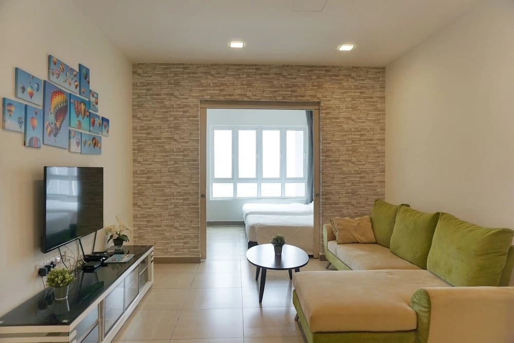 The Octagon by PM Suites & Apartment - main photo