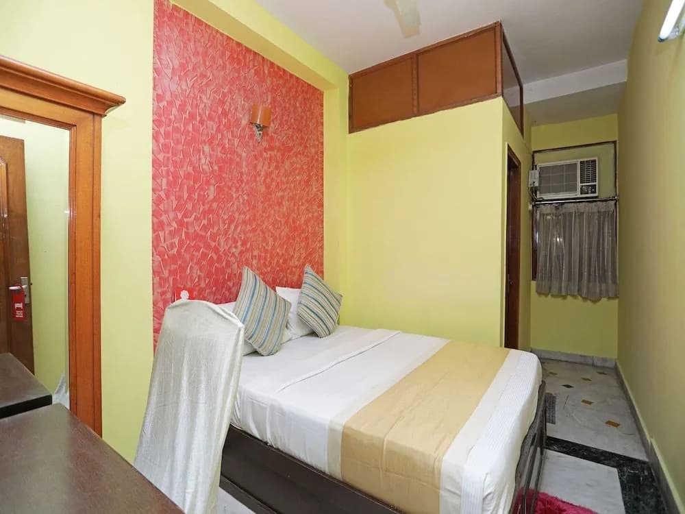OYO 12190 Hotel New Blue Umbrella - photo 7