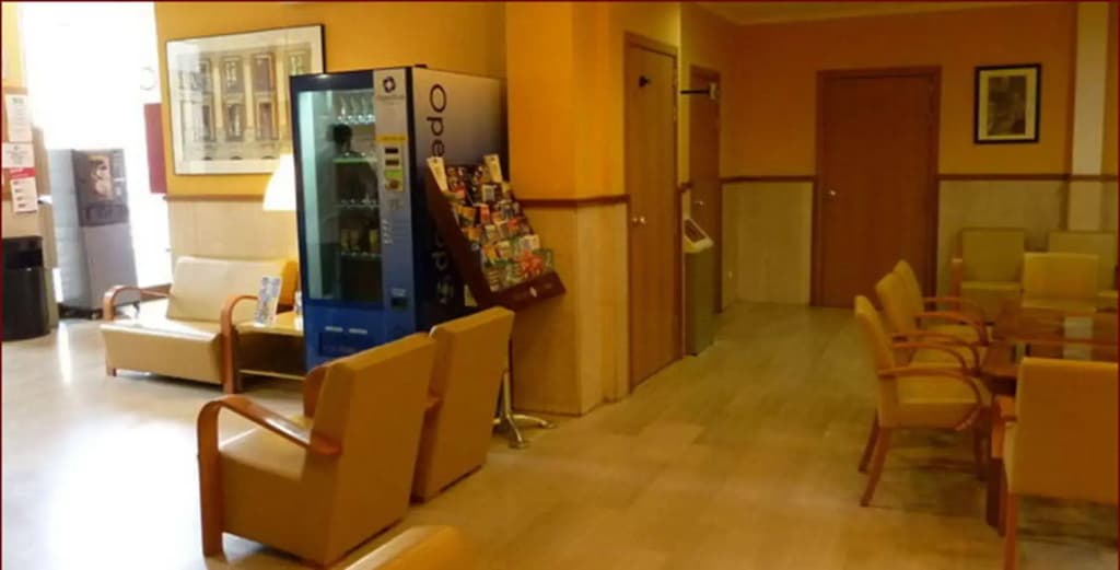Hotel Roma Reial - photo 18