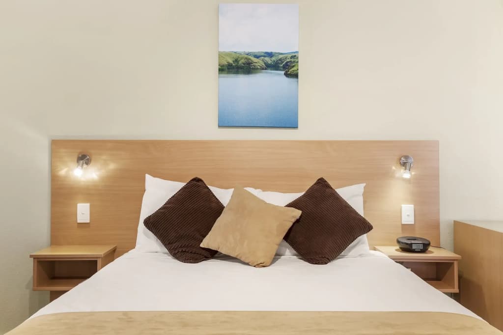 Ciloms Airport Lodge - photo 6