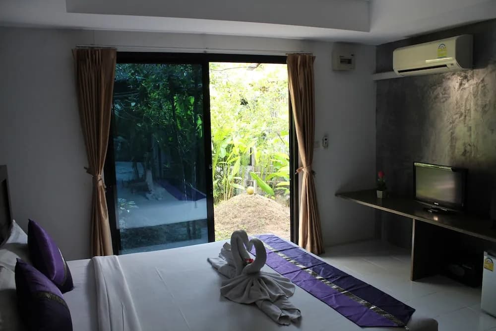 B Happy Resort - photo 5