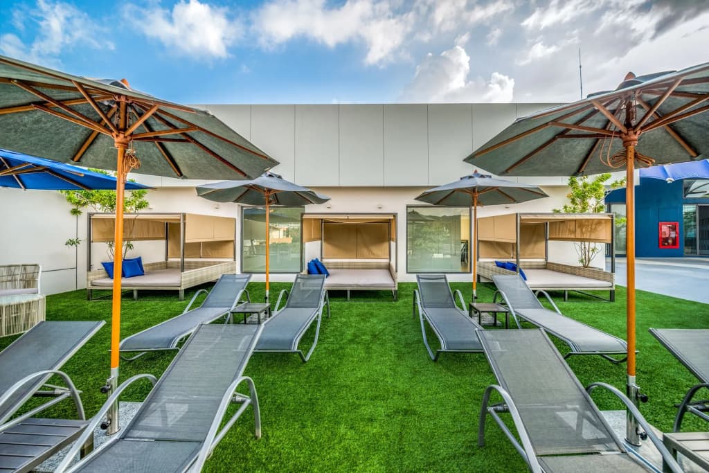 Hotel Clover Patong Phuket - photo 4