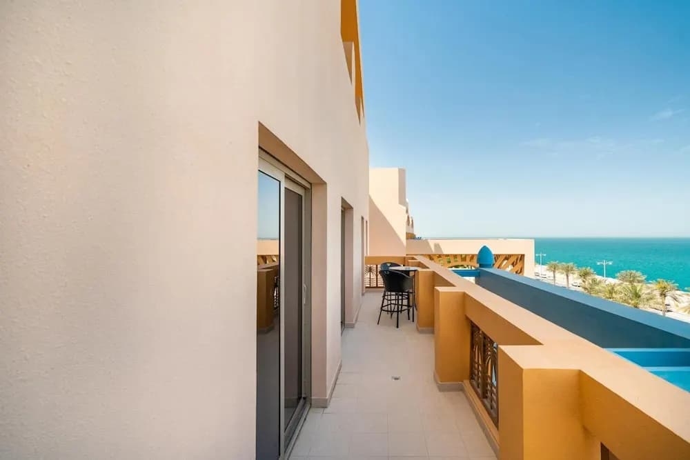 2BD 2 5BA Superior Apt With Pool Gym Beach Access - photo 7