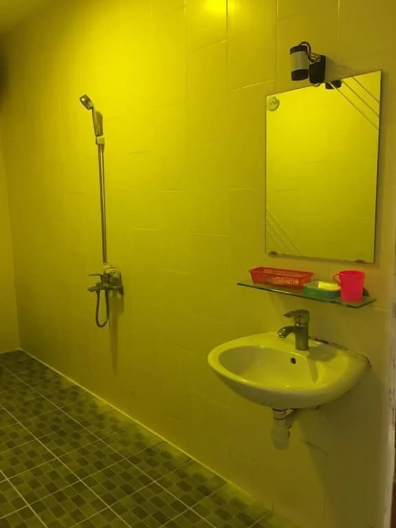 Long Son Hotel - photo 24