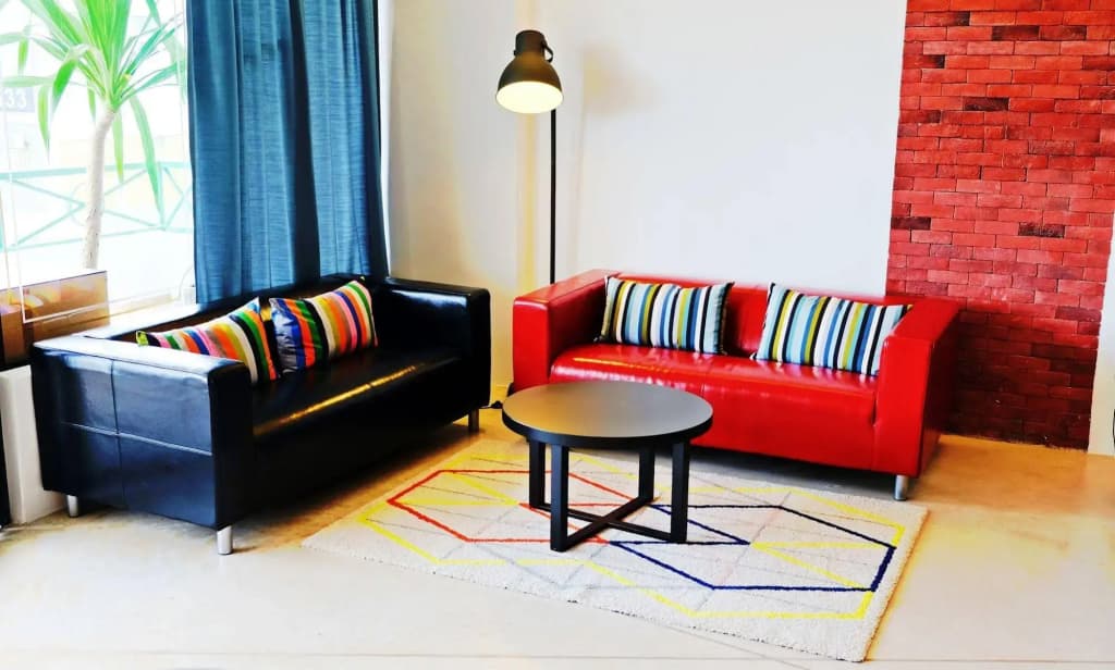 Roomies Suites - photo 12