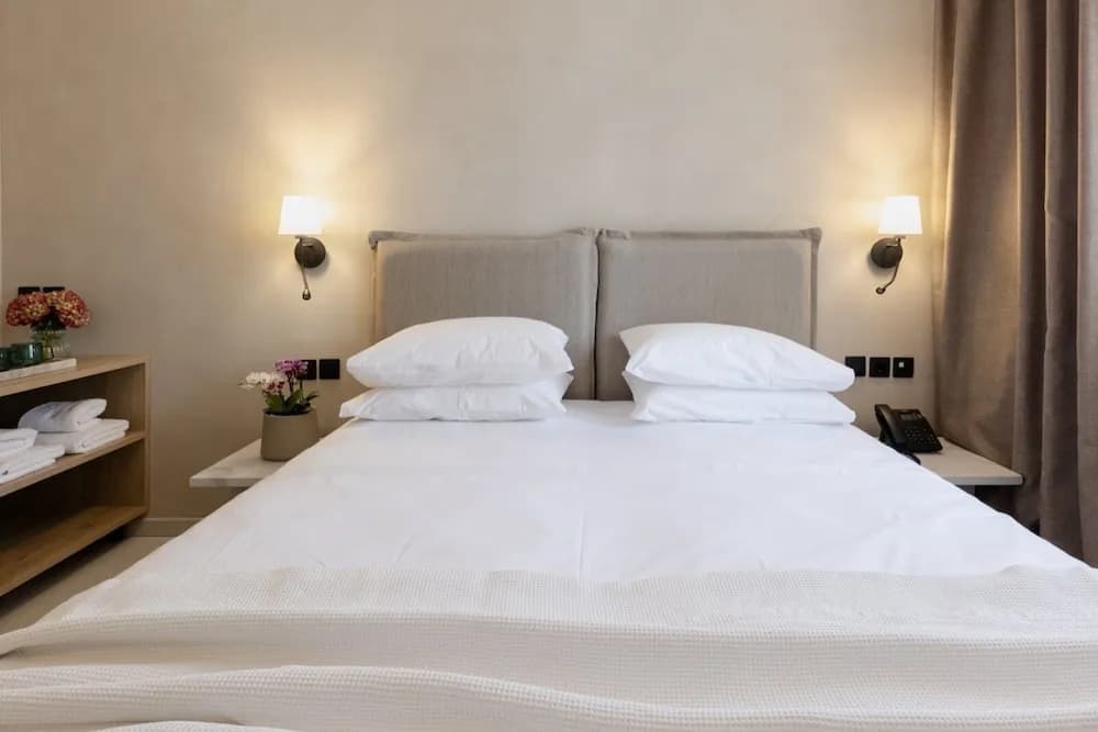 Regal Hotel Mitropoleos - photo 3