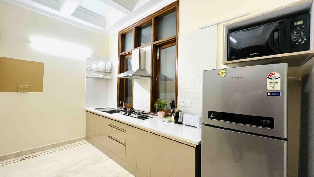 Bluo 1Bhk Green Park - Balcony, Lift, Parking - photo 7