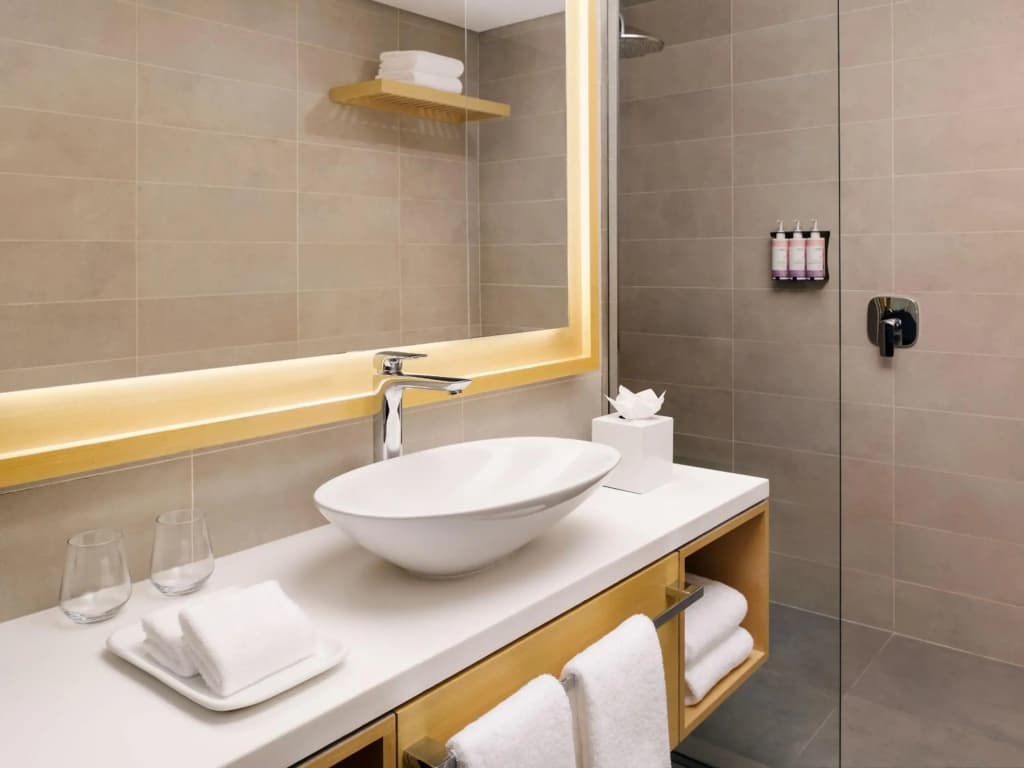 Mövenpick Resort Al Marjan Island - photo 11