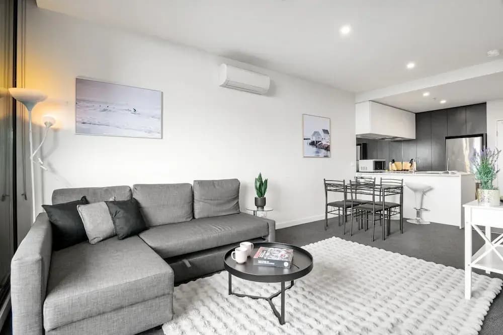 Bright 1-bed Apartment Near Beach and Cafes - photo 6