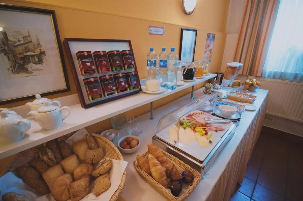 Actilingua Apartment Hotel - photo 11