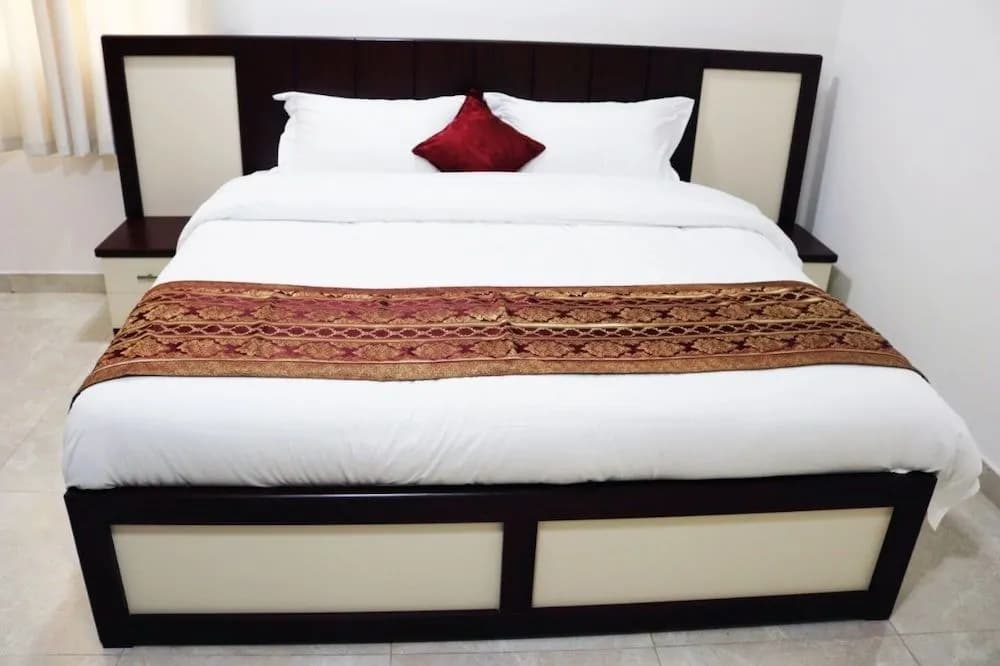Roza Hotel Apatments - photo 3