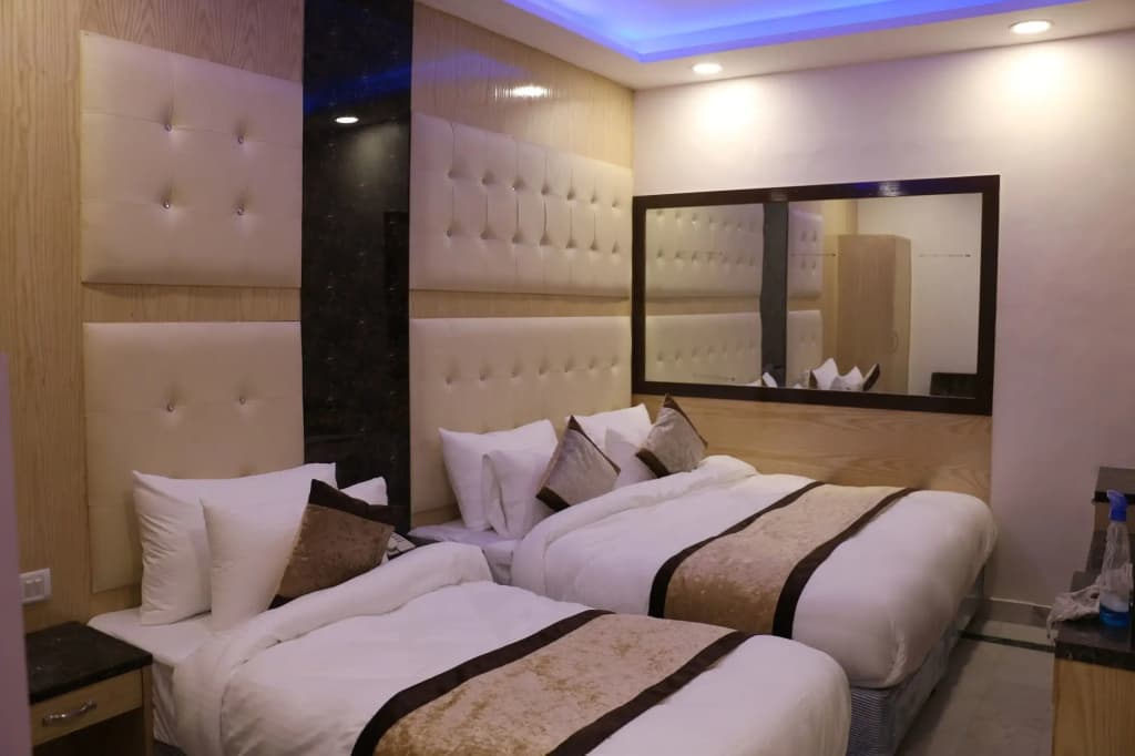 Hotel Karlo Kastle - main photo