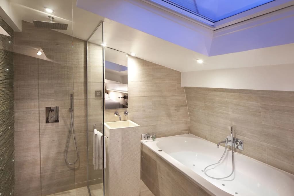 Georgette Hotel - photo 18