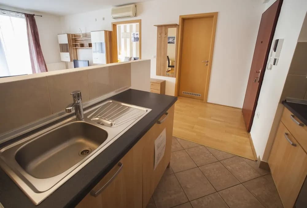 Club 99 Apartments - photo 13