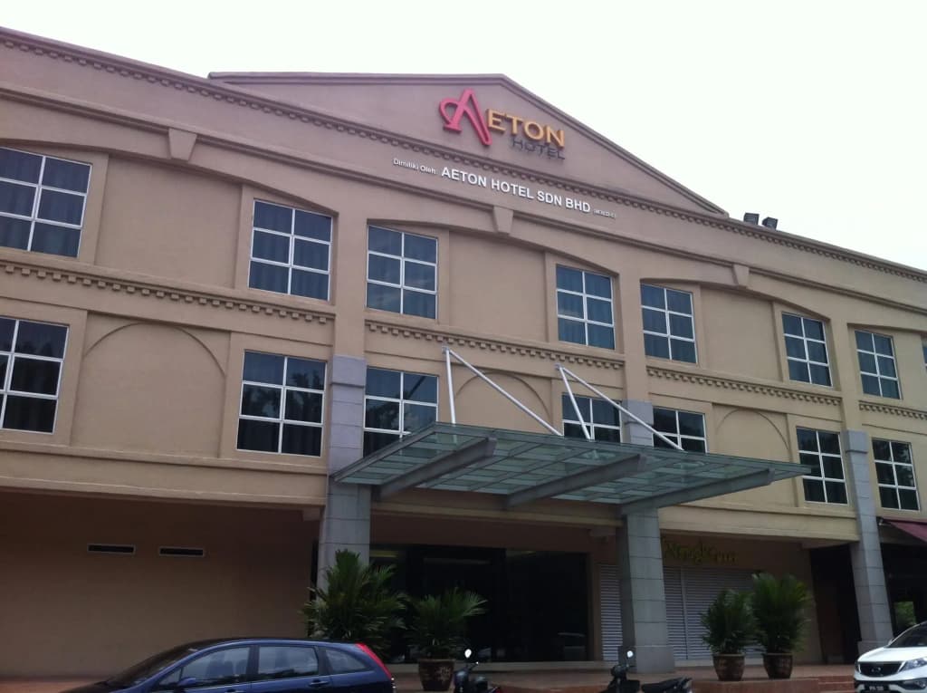 Aeton Hotel - photo 1