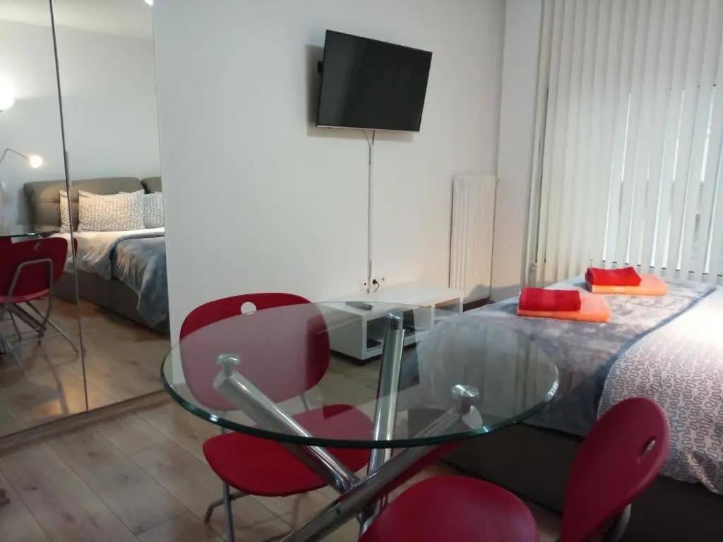 The New Studio Suite Near Akropolis - photo 4