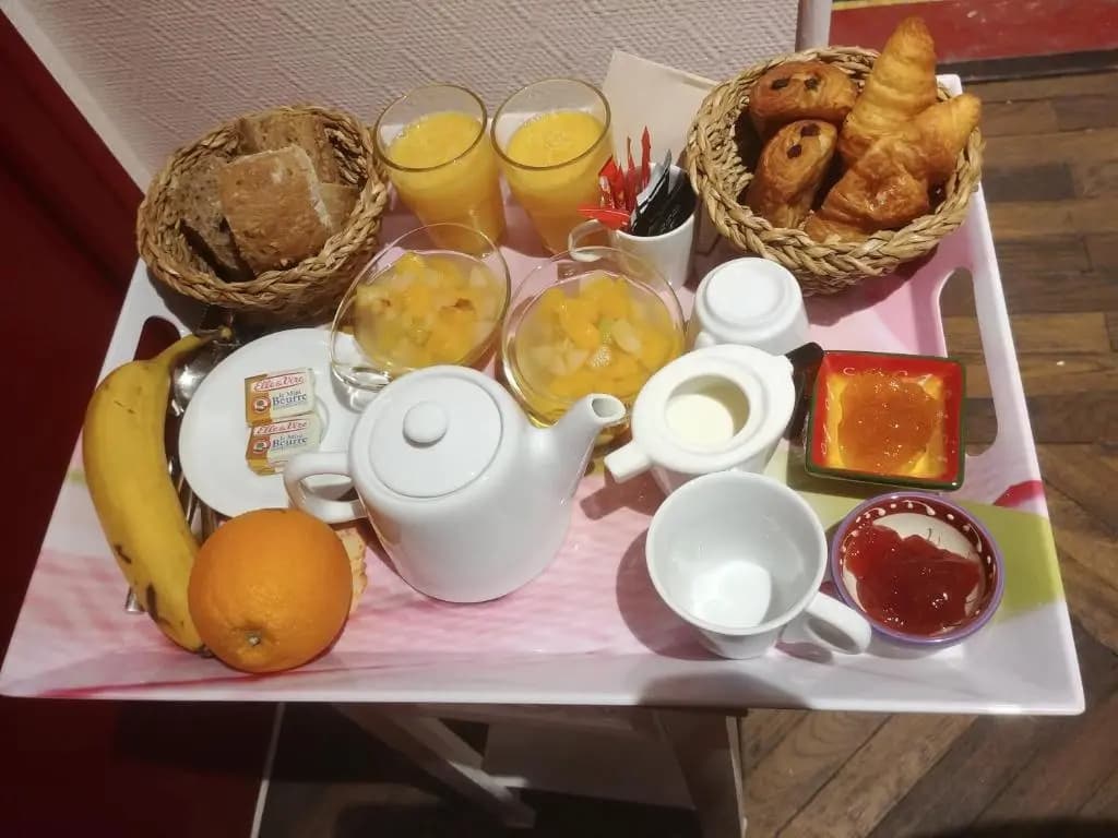 Hotel Victor Hugo - photo 14